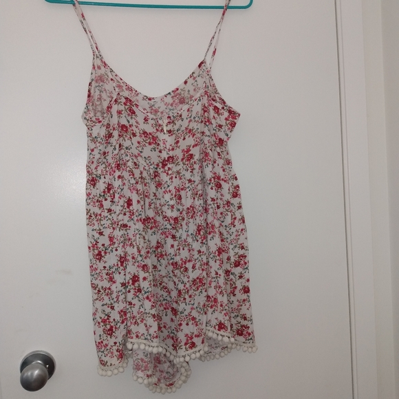 Floral romper - Picture 2 of 6